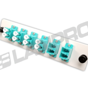 Panel adaptador tipo módulo UniFiber™ cargado con 6 piezas de adaptadores LC, Multimodo OM3/OM4 Duplex, PC, color Aguamarina (12 núcleos)