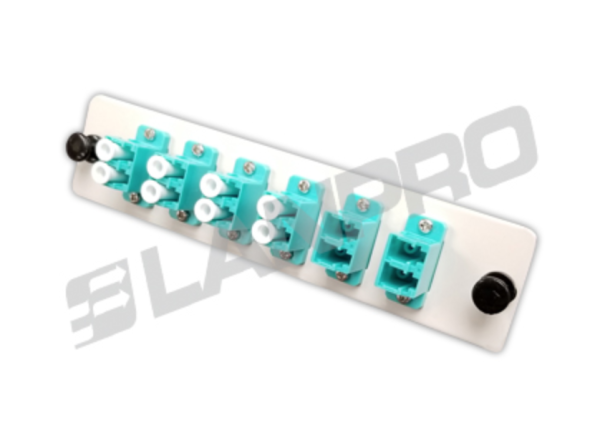 Panel adaptador tipo módulo UniFiber™ cargado con 6 piezas de adaptadores LC, Multimodo OM3/OM4 Duplex, PC, color Aguamarina (12 núcleos)